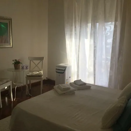 Celestite בית הארחה קליארי